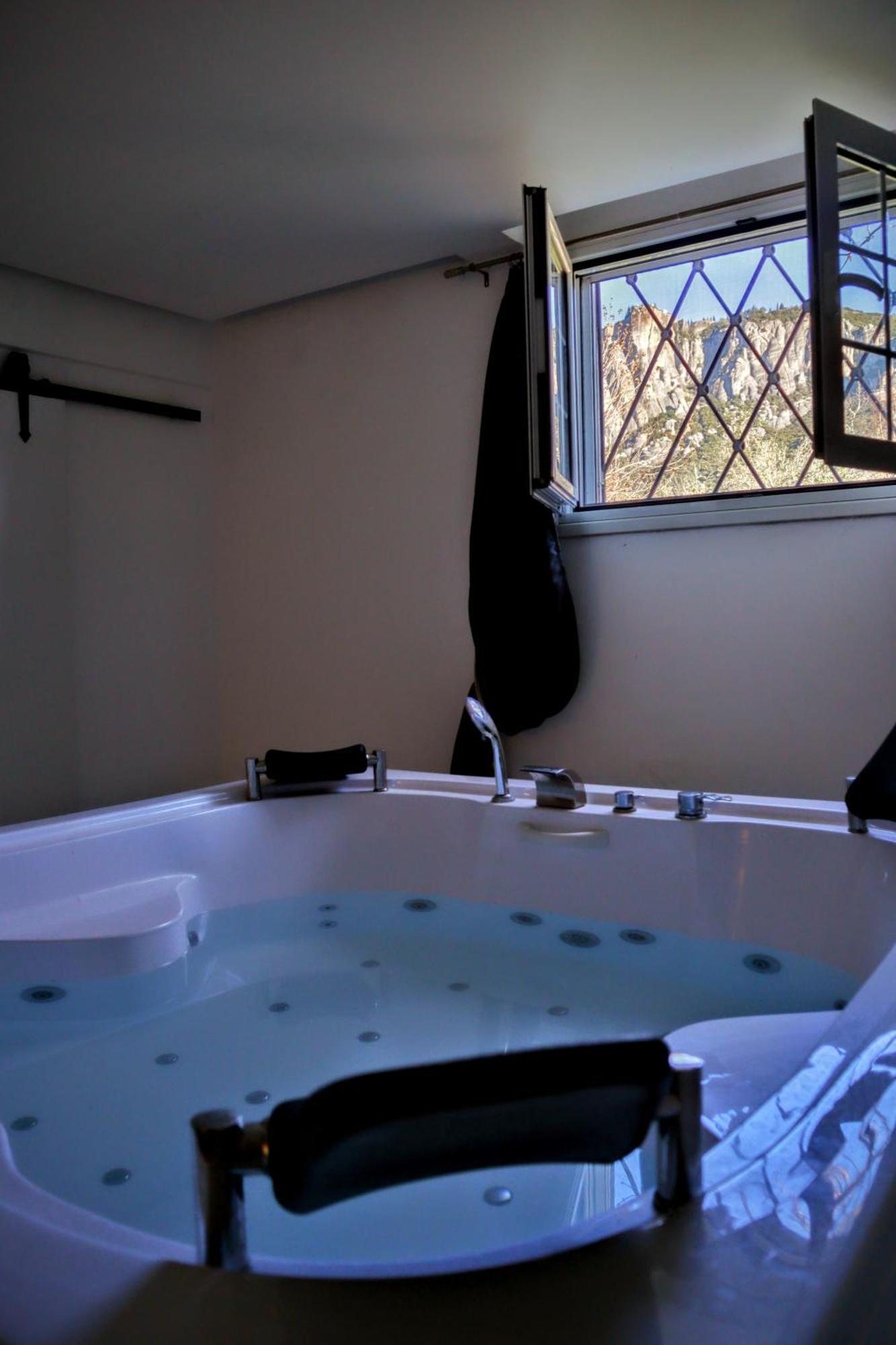 Meteora Grande Luxury Suite & Spa Villa Καλαμπάκα Εξωτερικό φωτογραφία